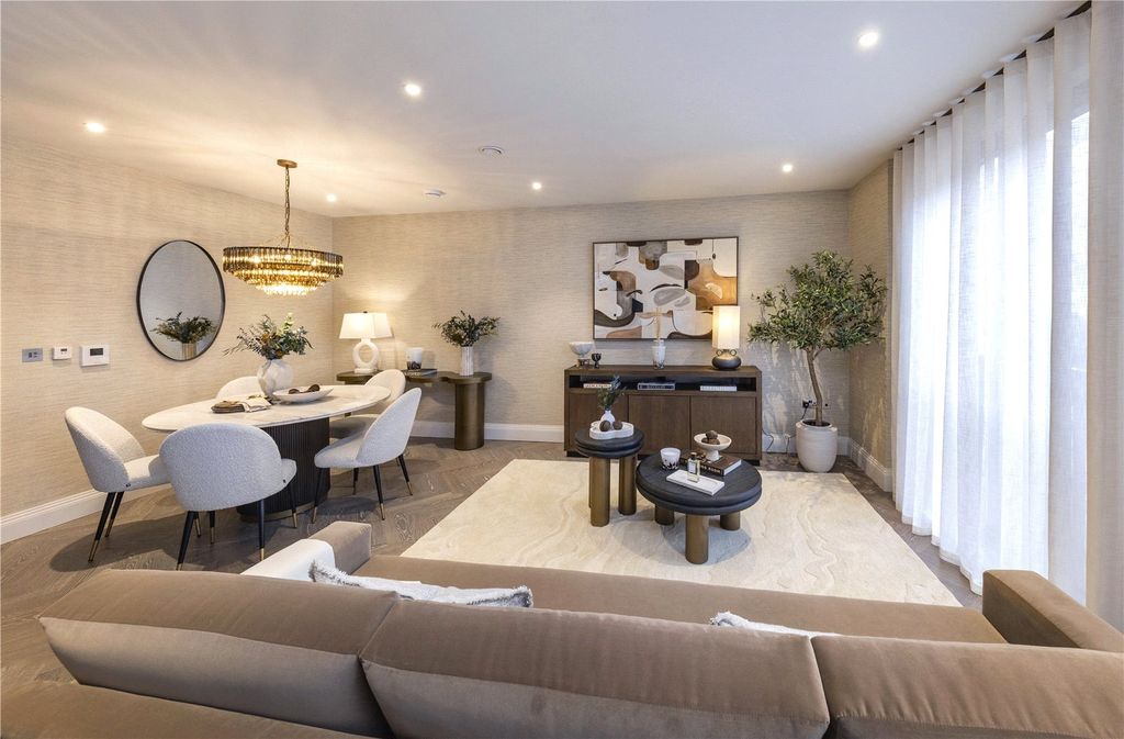 Property photo 3 of 17 Picture No. 02