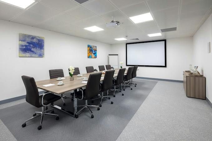 Property photo 3 of 8 Meeting Room.Jpg