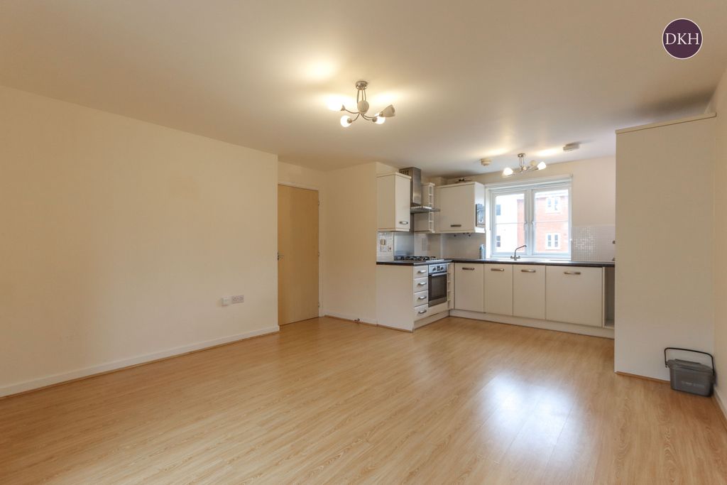 Property photo 2 of 11 Picture No. 20