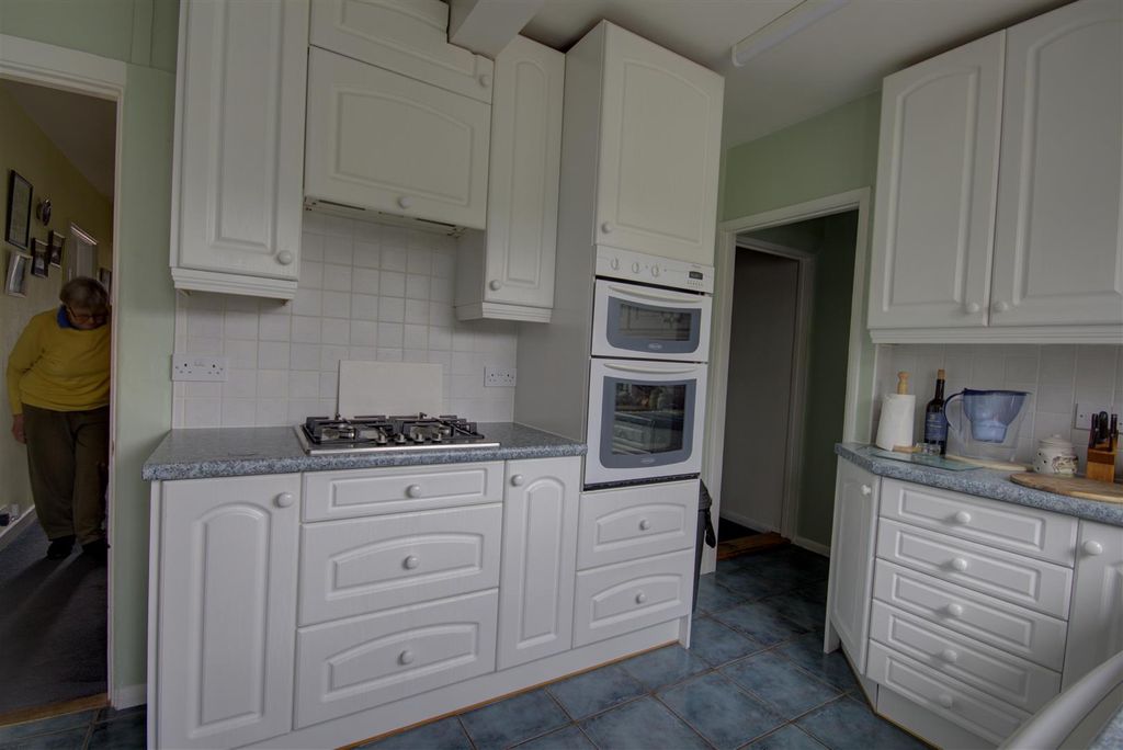 Property photo 2 of 20 Img_7941_2_3.Jpg