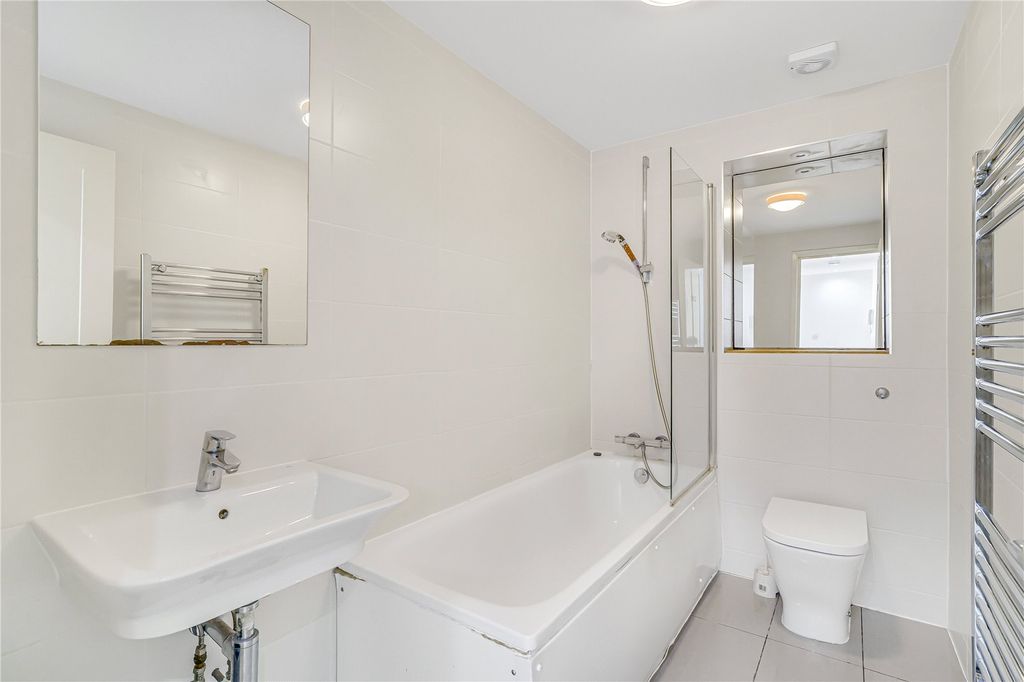 Property photo 3 of 10 Picture No. 01