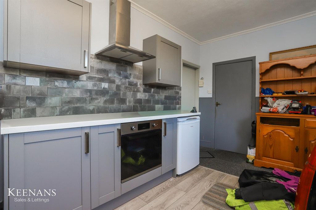 Property photo 3 of 15 Img_8411.Jpg