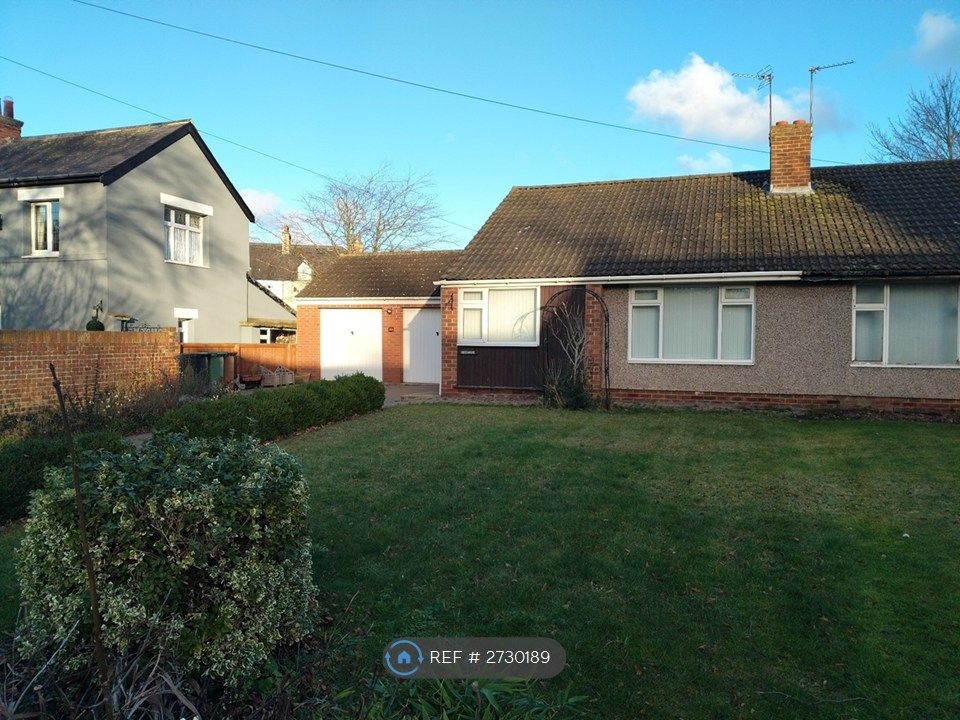 Property photo 2 of 11 Front Garden