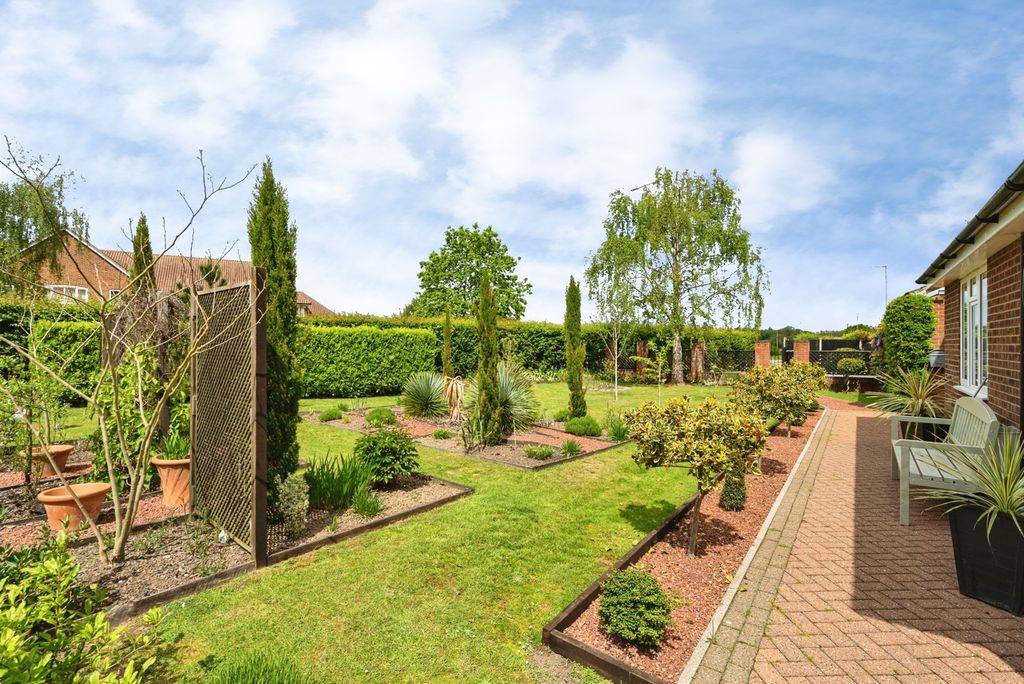 Property photo 3 of 39 Pbox-Img.Jpg