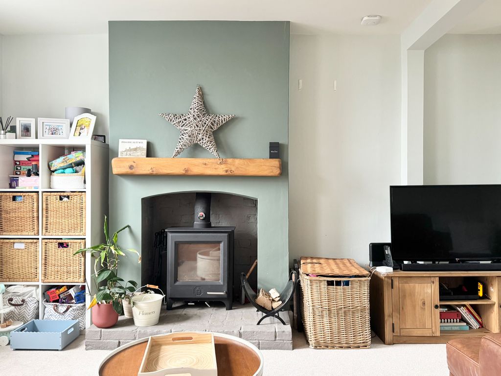 Property photo 2 of 33 Akeman Residential