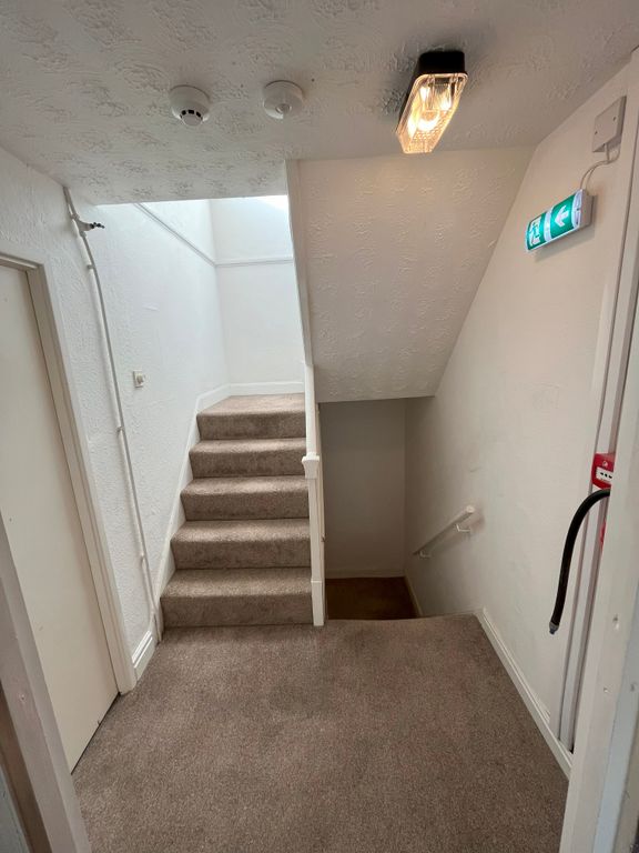 Property photo 1 of 1 Stairs