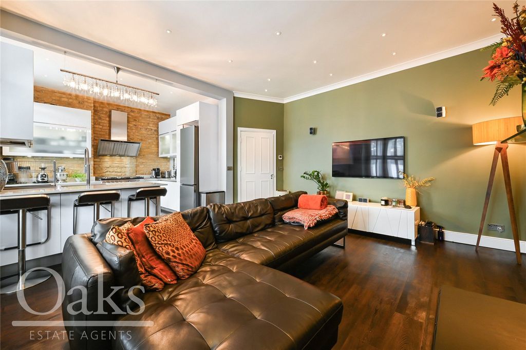 Property photo 2 of 12 Picture No. 09