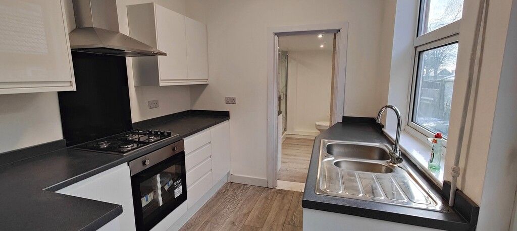 Property photo 2 of 10 108 Lettings