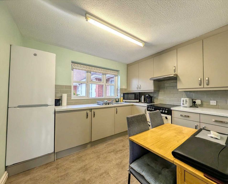 Property photo 2 of 13 Kitchen