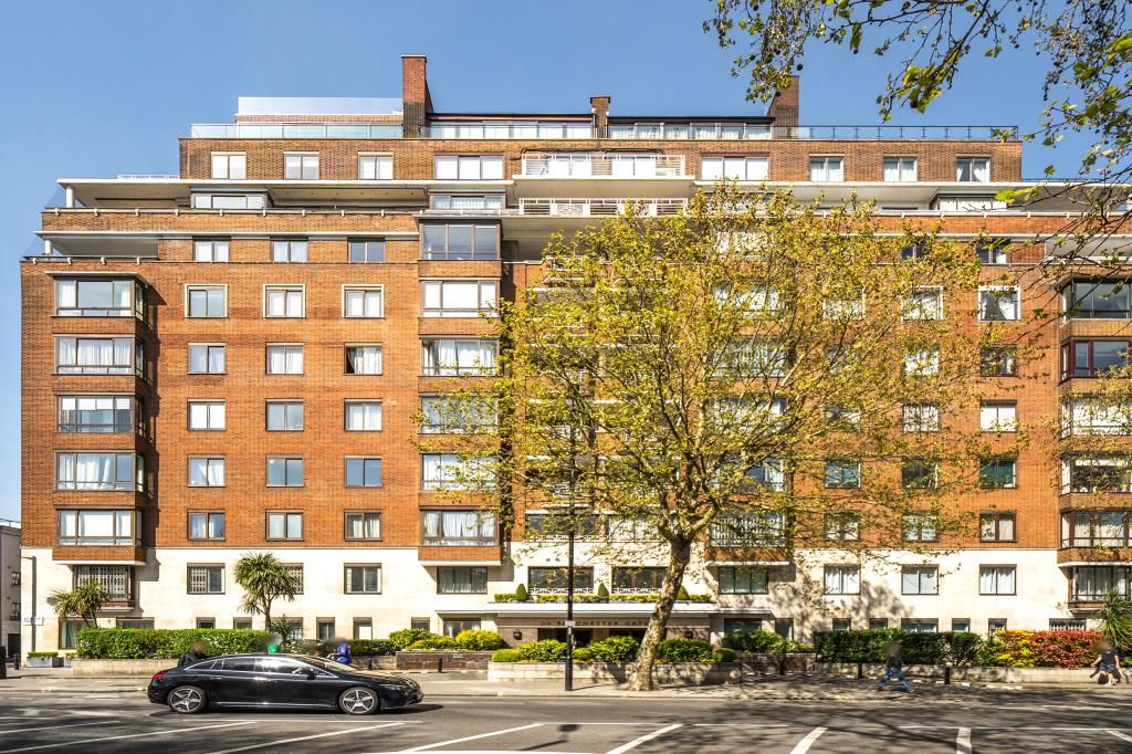 Property photo 3 of 17 External