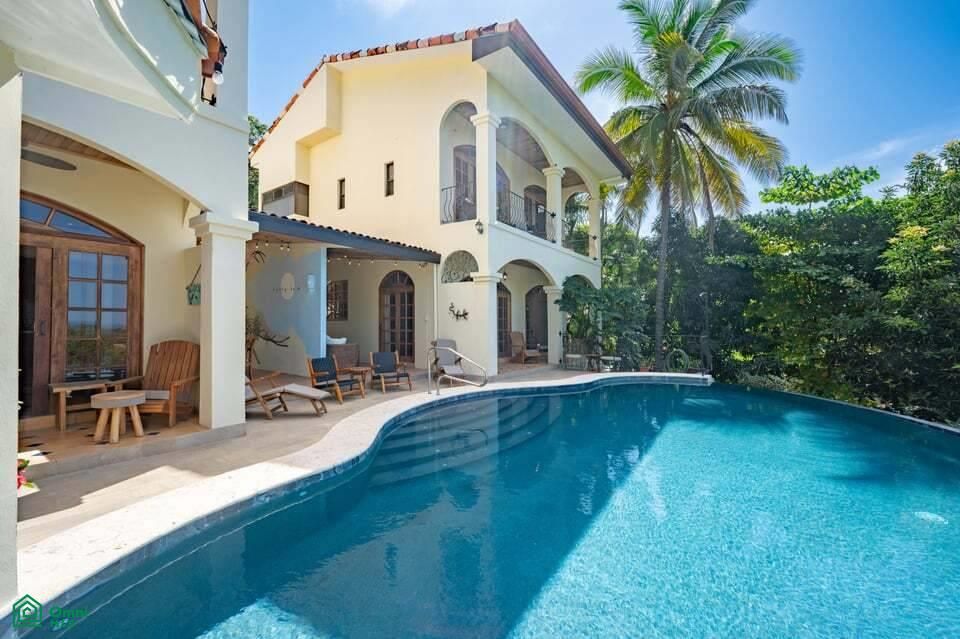 Property photo 3 of 53