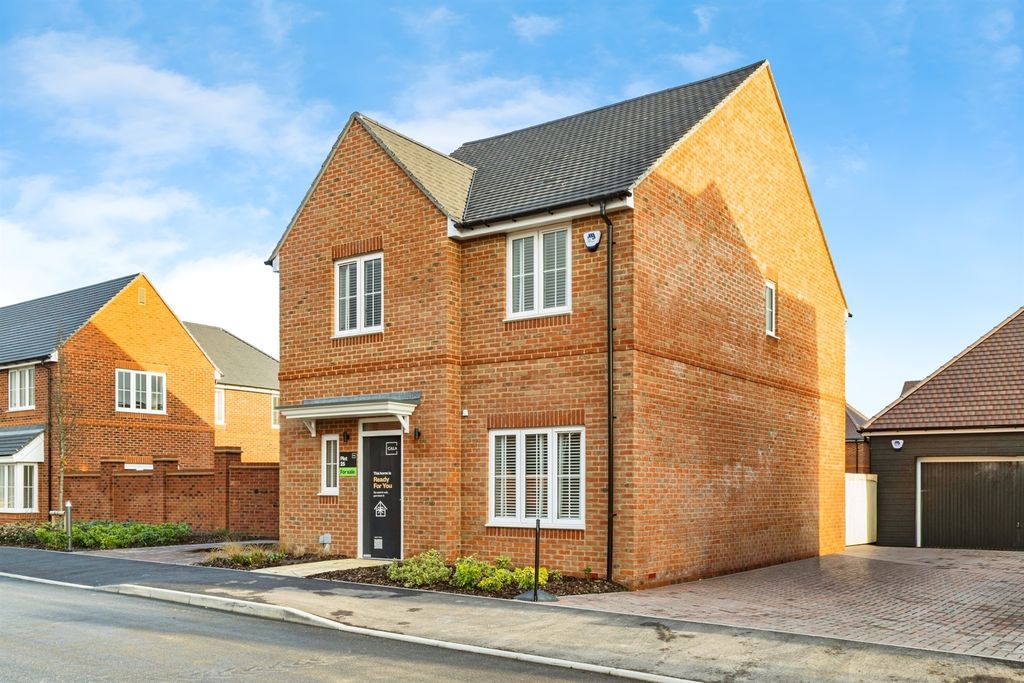 Property photo 1 of 12