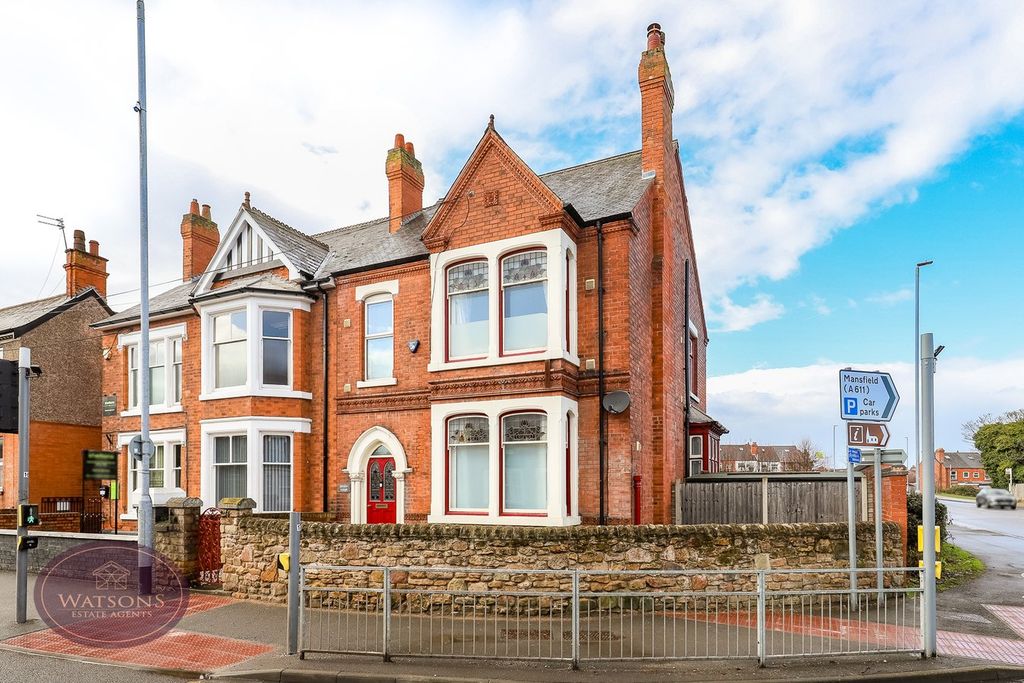 Property photo 1 of 35