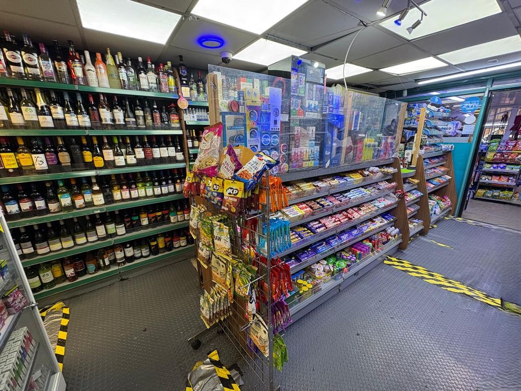 Property photo 1 of 5