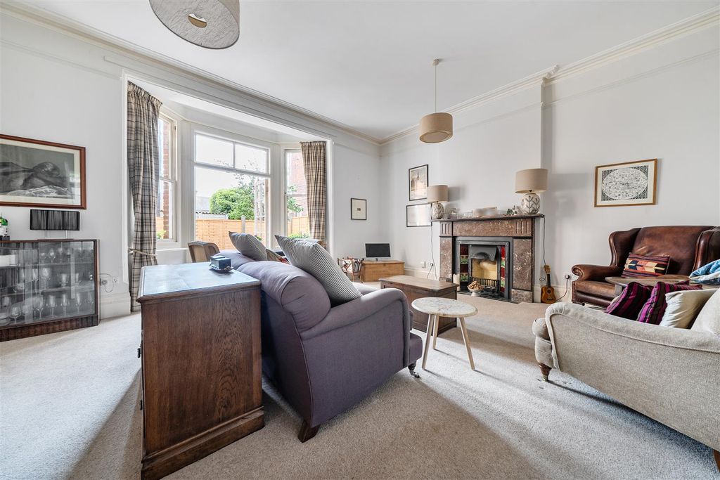 Property photo 2 of 13 Living Room Apr 26 ii H.Jpg