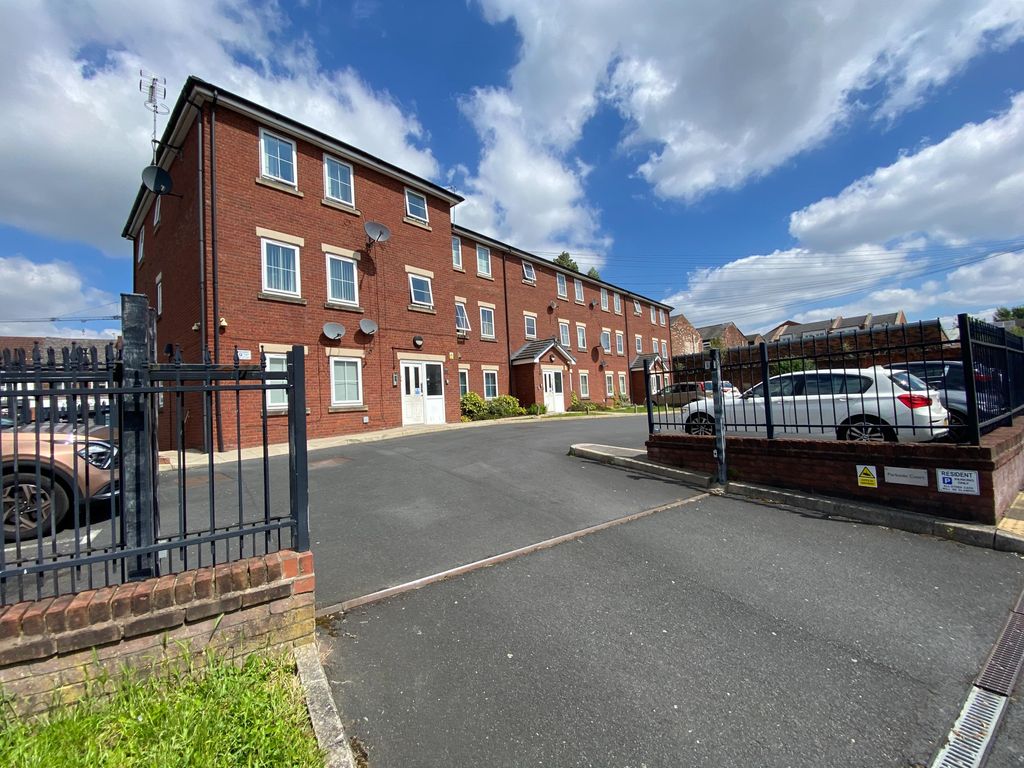 Property photo 1 of 6 Cover