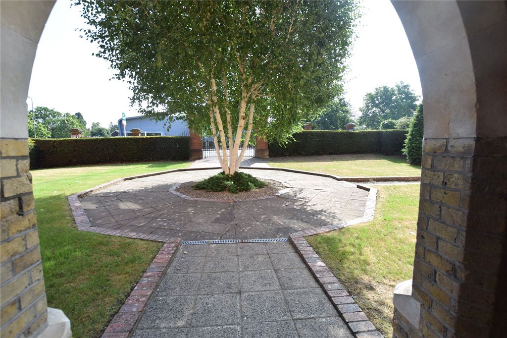 Property photo 1 of 21 Picture No. 29