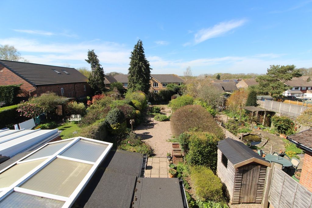 Property photo 2 of 19