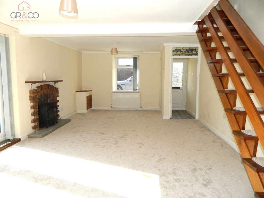 Property photo 3 of 23 Not Specified