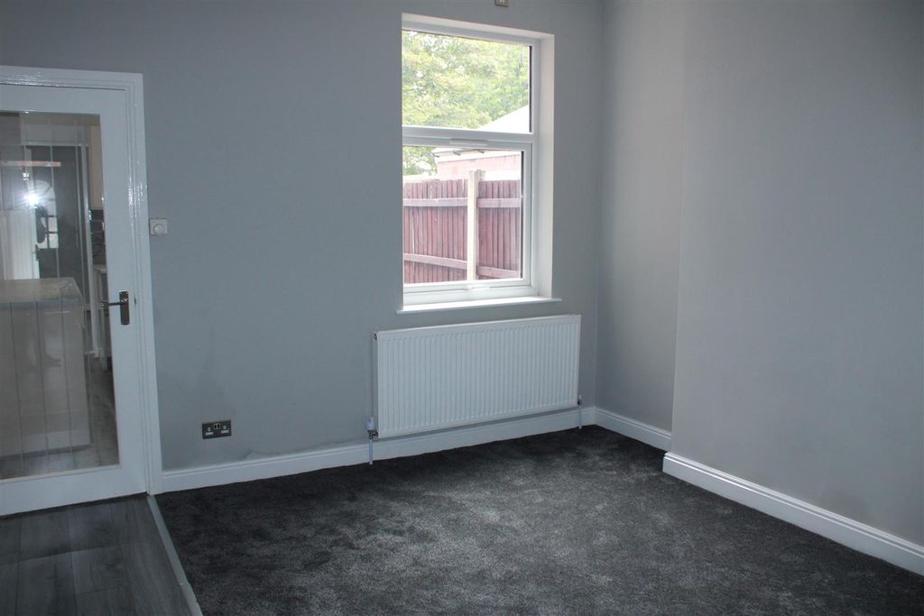 Property photo 3 of 14 Img_8072.Jpg