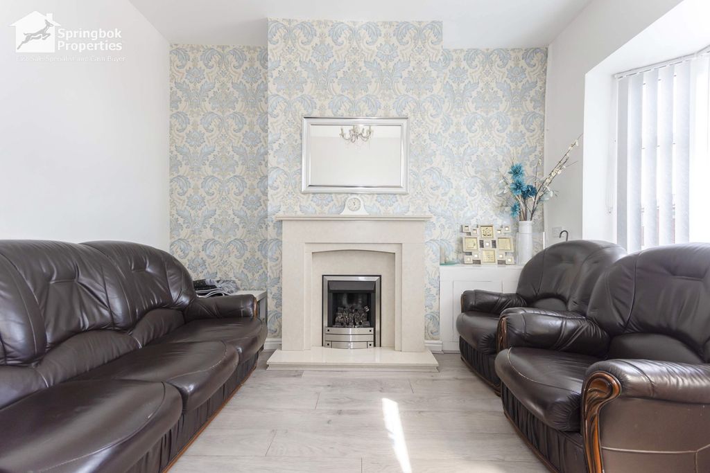 Property photo 2 of 17 Image 2