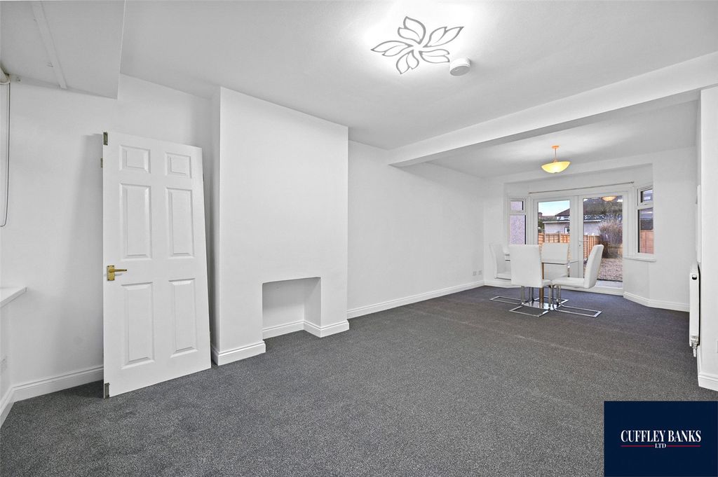 Property photo 2 of 10 Picture No. 03