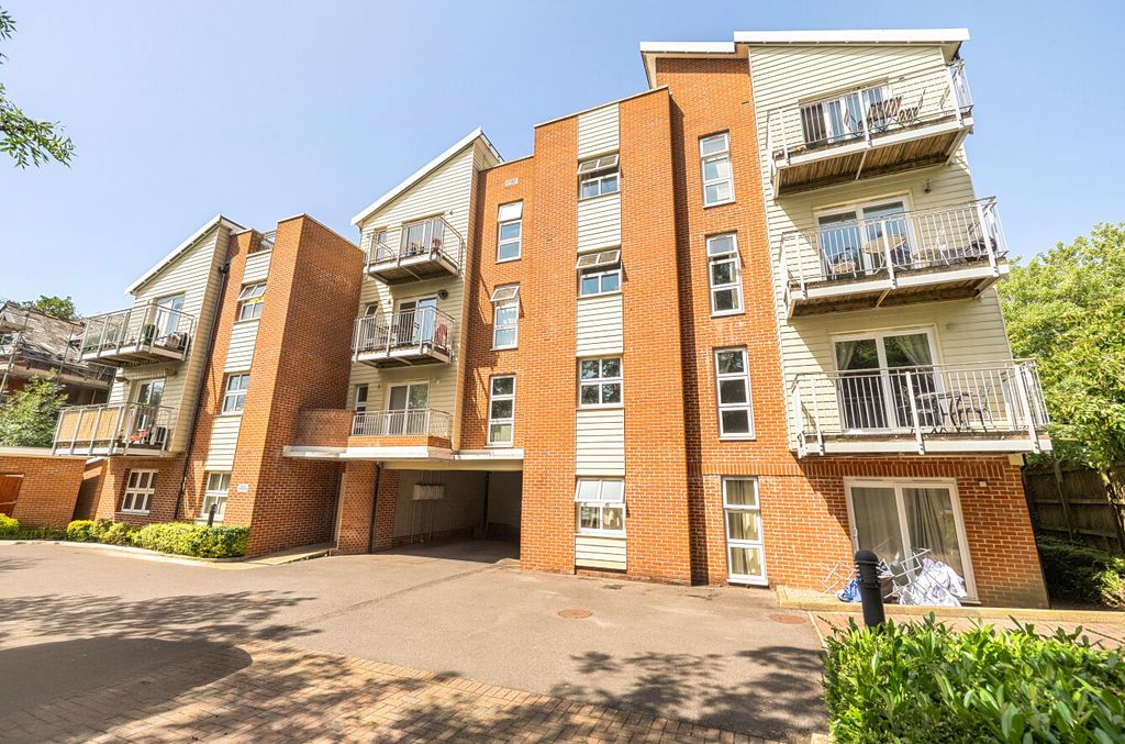 Property photo 1 of 12 1482339-4-6A3A675...