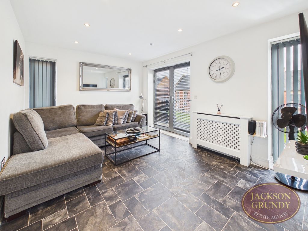 Property photo 2 of 9 Knot Tiers Drive