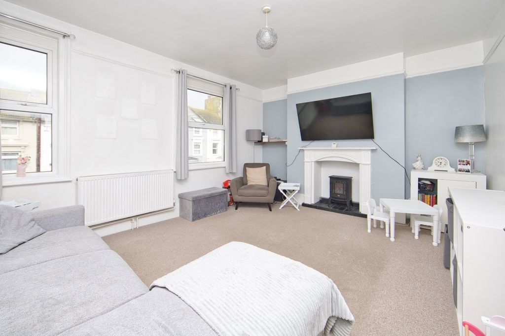 Property photo 2 of 10 Picture 2