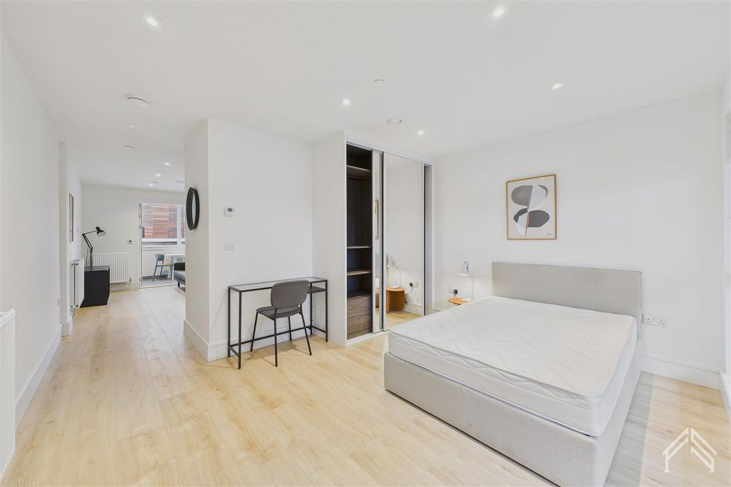 Property photo 2 of 12 2.Jpg