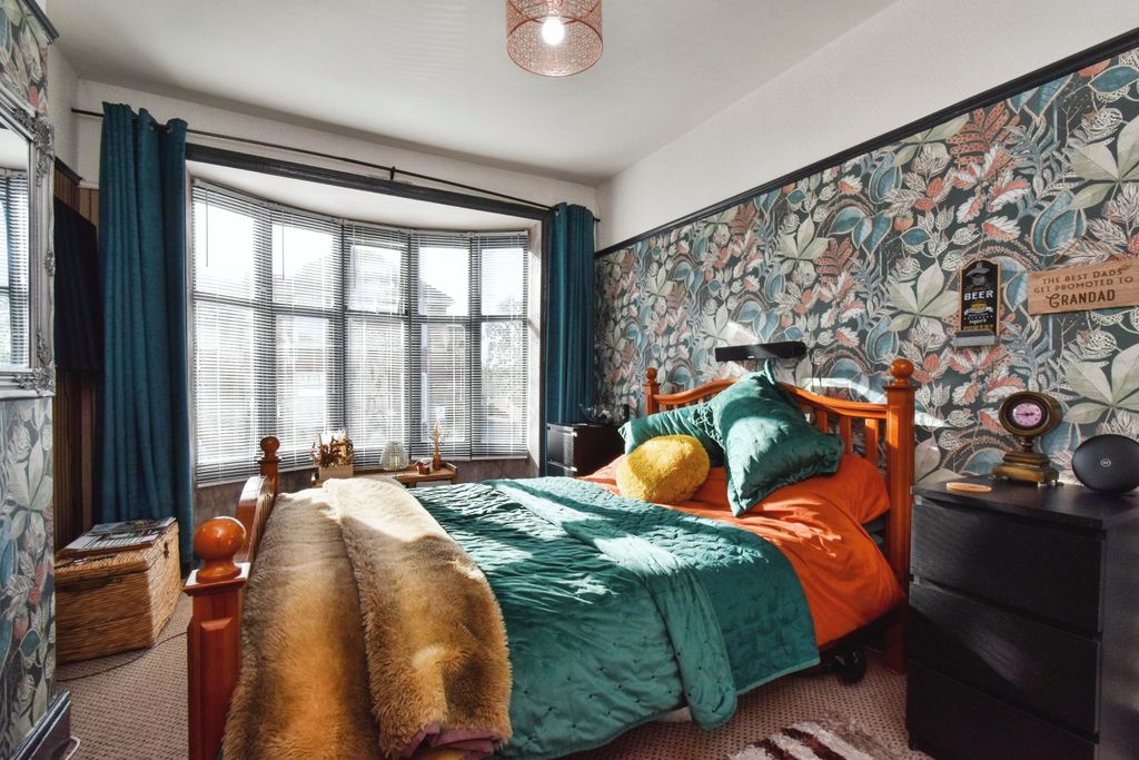 Property photo 1 of 17 Photography