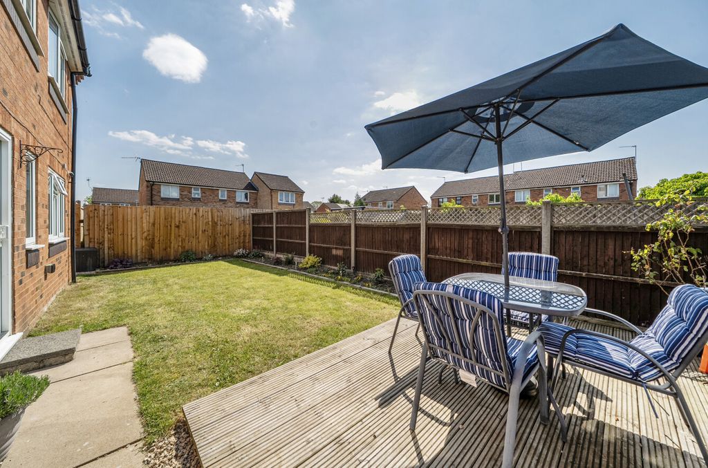Property photo 2 of 8 1447957-24-69Ef6d...