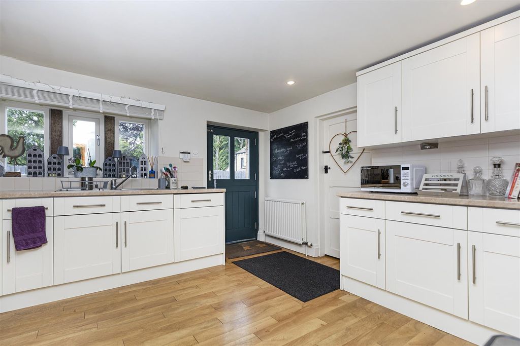 Additional image 21 of 4 bed cottage for saleGawthorpe Green Lane, Lepton, Huddersfield HD5
