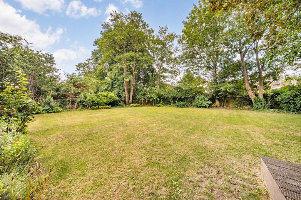 Property photo 2 of 5