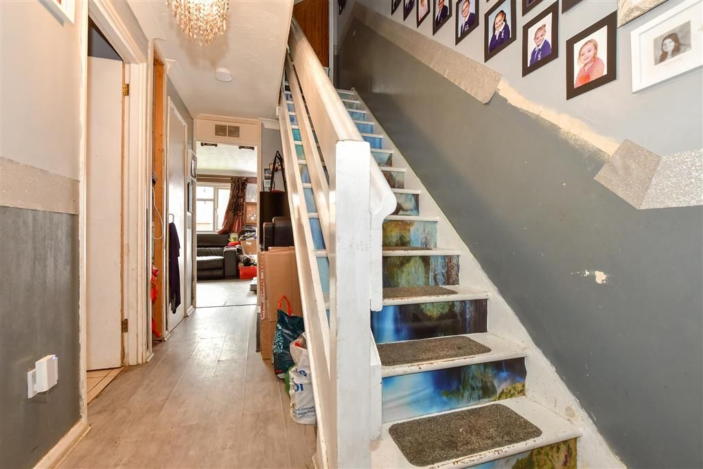 Property photo 2 of 13 Entrance Hall
