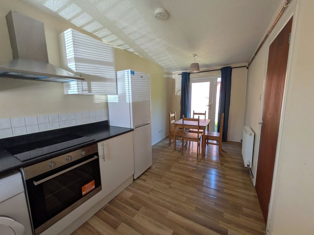 Property photo 3 of 13 Picture No. 06