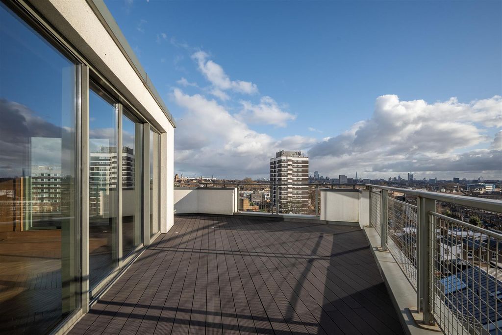 Property photo 2 of 22 P20.Jpg