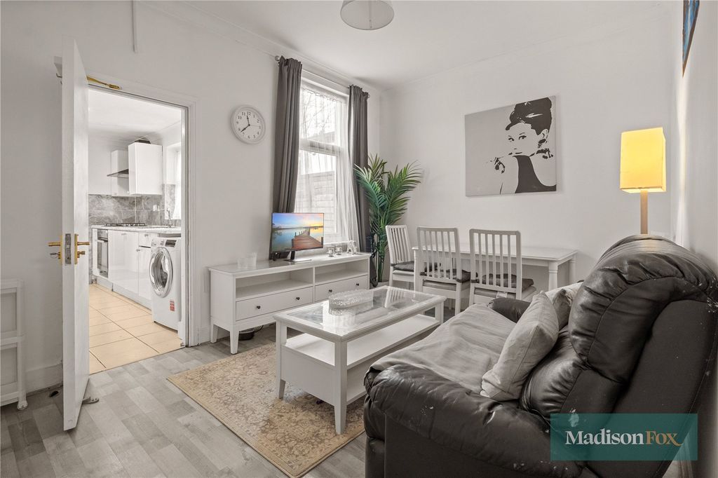 Property photo 2 of 27 Picture No. 45