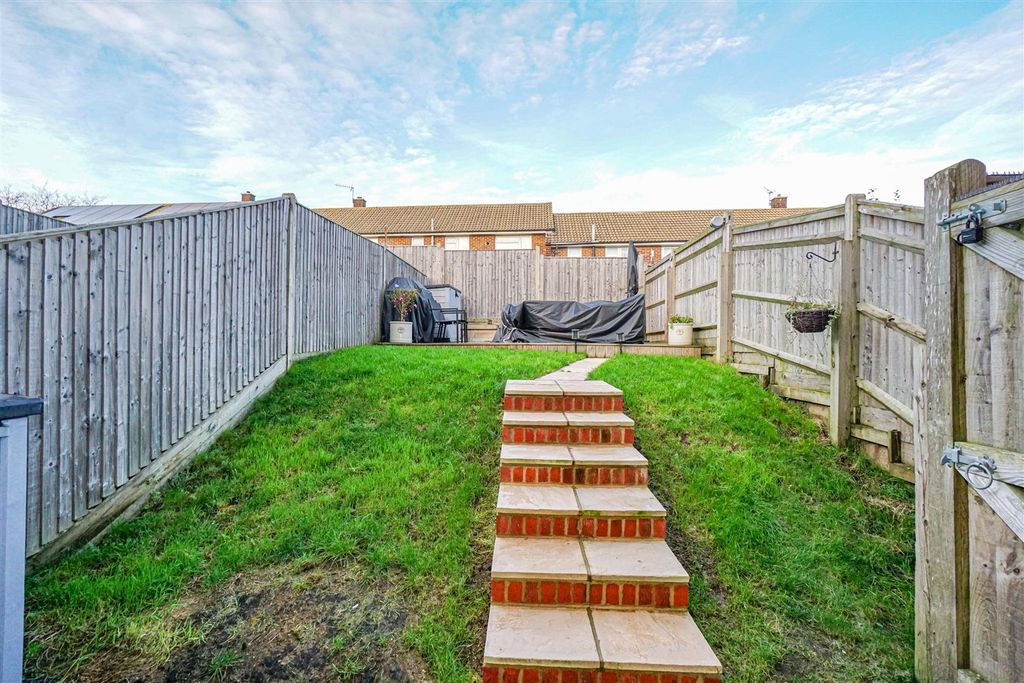 Property photo 2 of 13 Dsc01877.Jpg