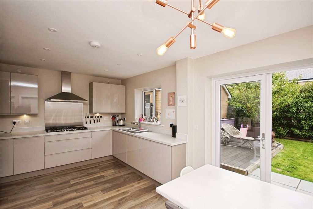 Property photo 2 of 15 Picture No. 72