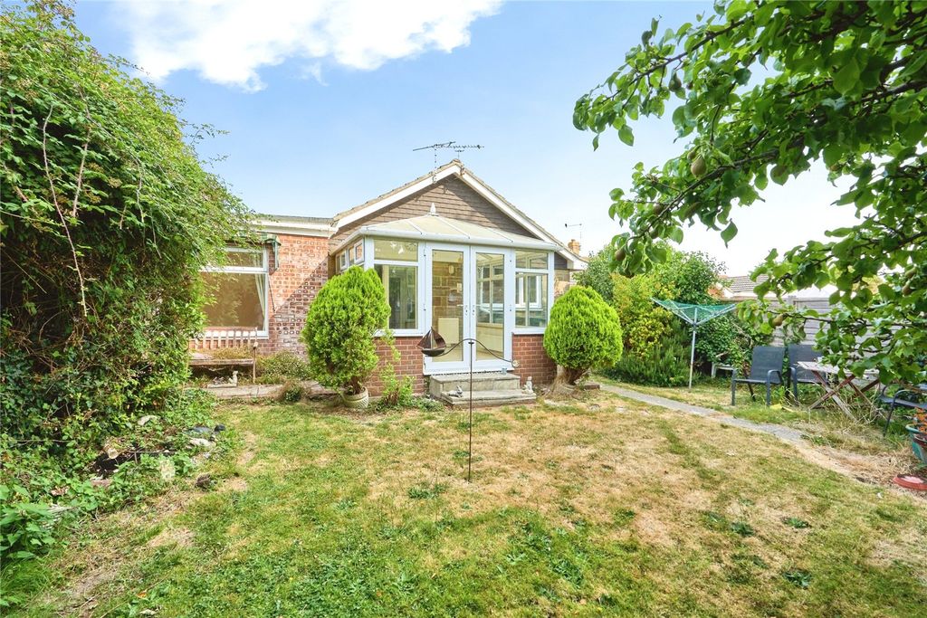 Property photo 2 of 19 Picture No. 58