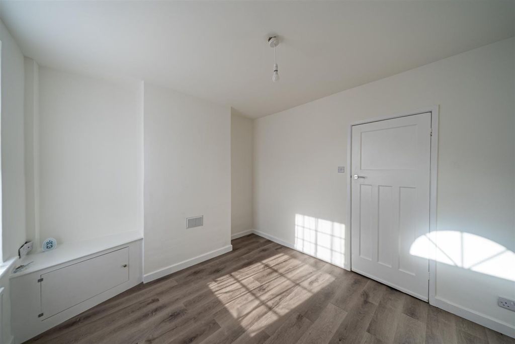 Property photo 2 of 17 Dsc07199.Jpg