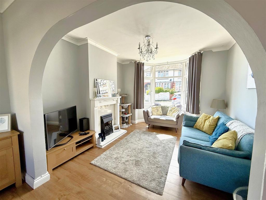 Property photo 2 of 14 2.Jpg