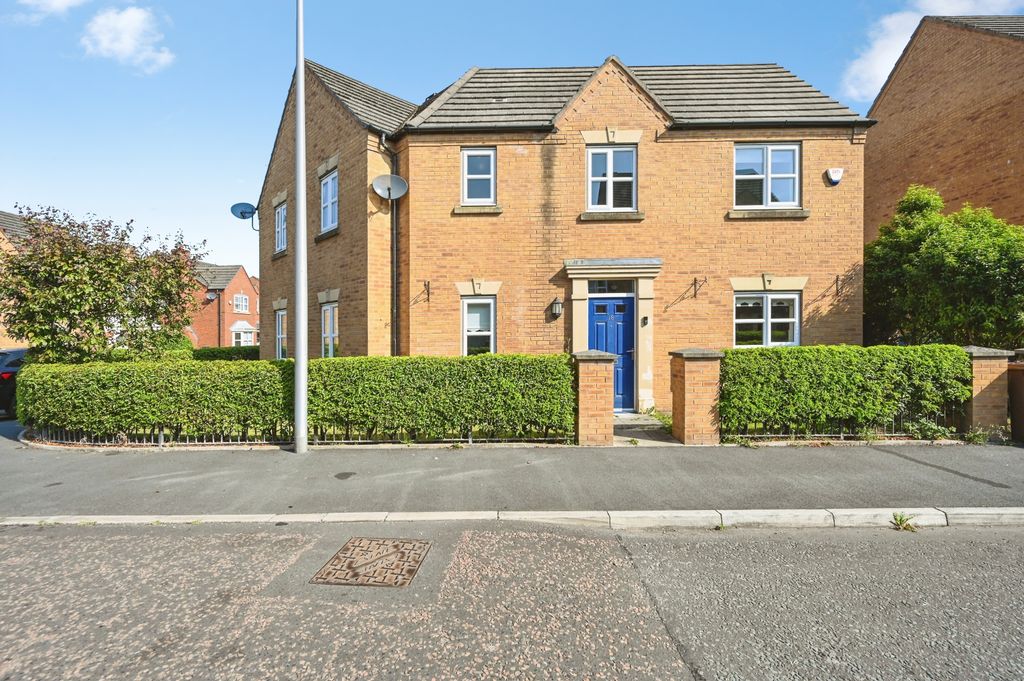 Property photo 1 of 27