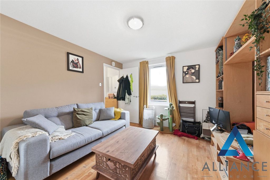 Property photo 1 of 9 Picture No. 04