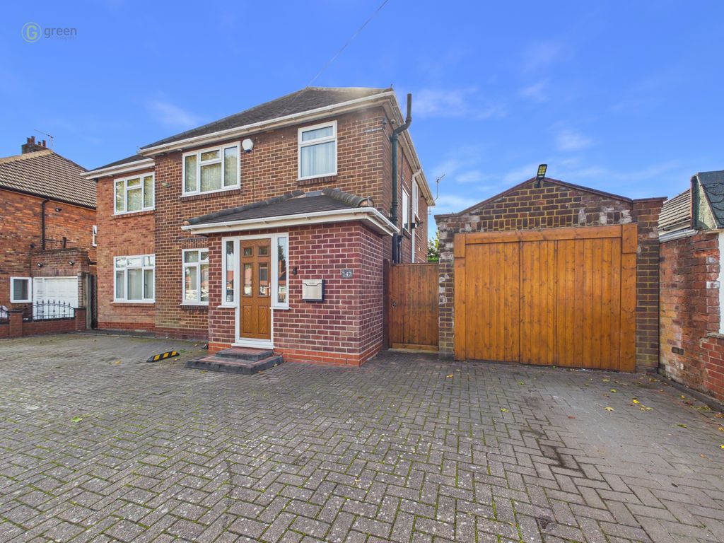 Property photo 1 of 28 Cam01332G0Pr0761Still002