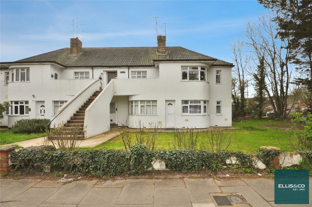 Property photo 1 of 9 Picture No. 33