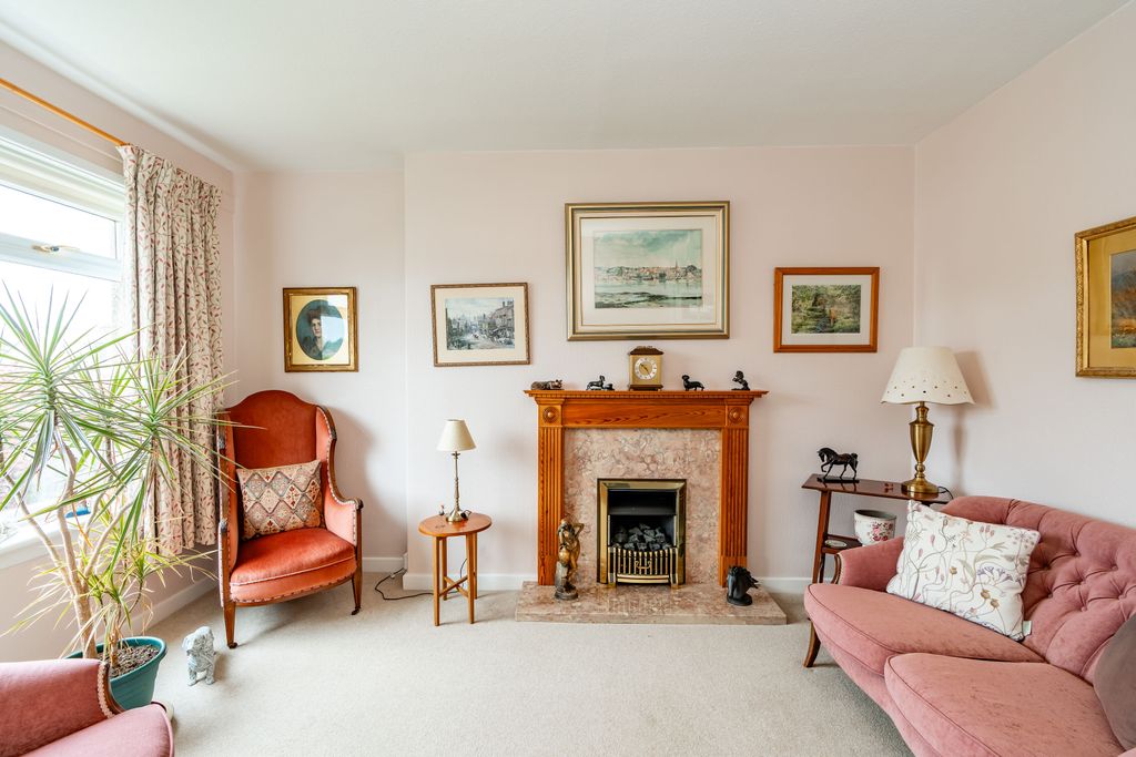 Property photo 2 of 25 Property Image 2