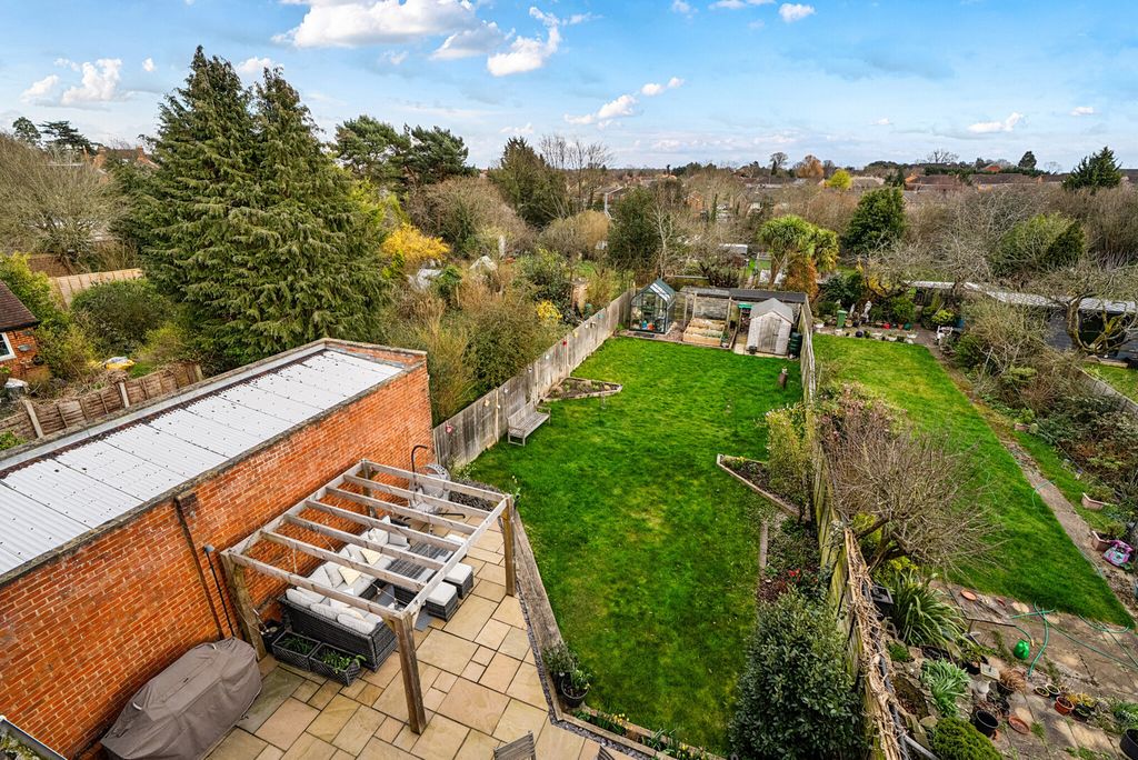 Property photo 1 of 24 1422360-25-69B047...