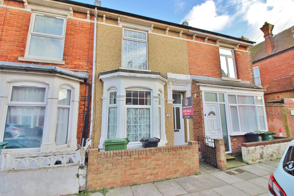 Property photo 1 of 17